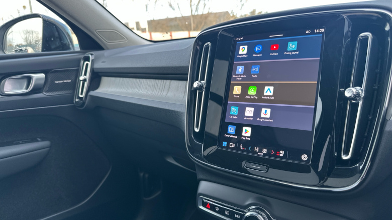 Volvo XC40 2.0 B4P Ultra Dark 5dr Auto Petrol Estate